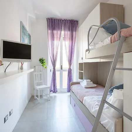 Milano City Apartments - Parking And Comfort - Spacious Apt Up To 8 Pax Exterior photo