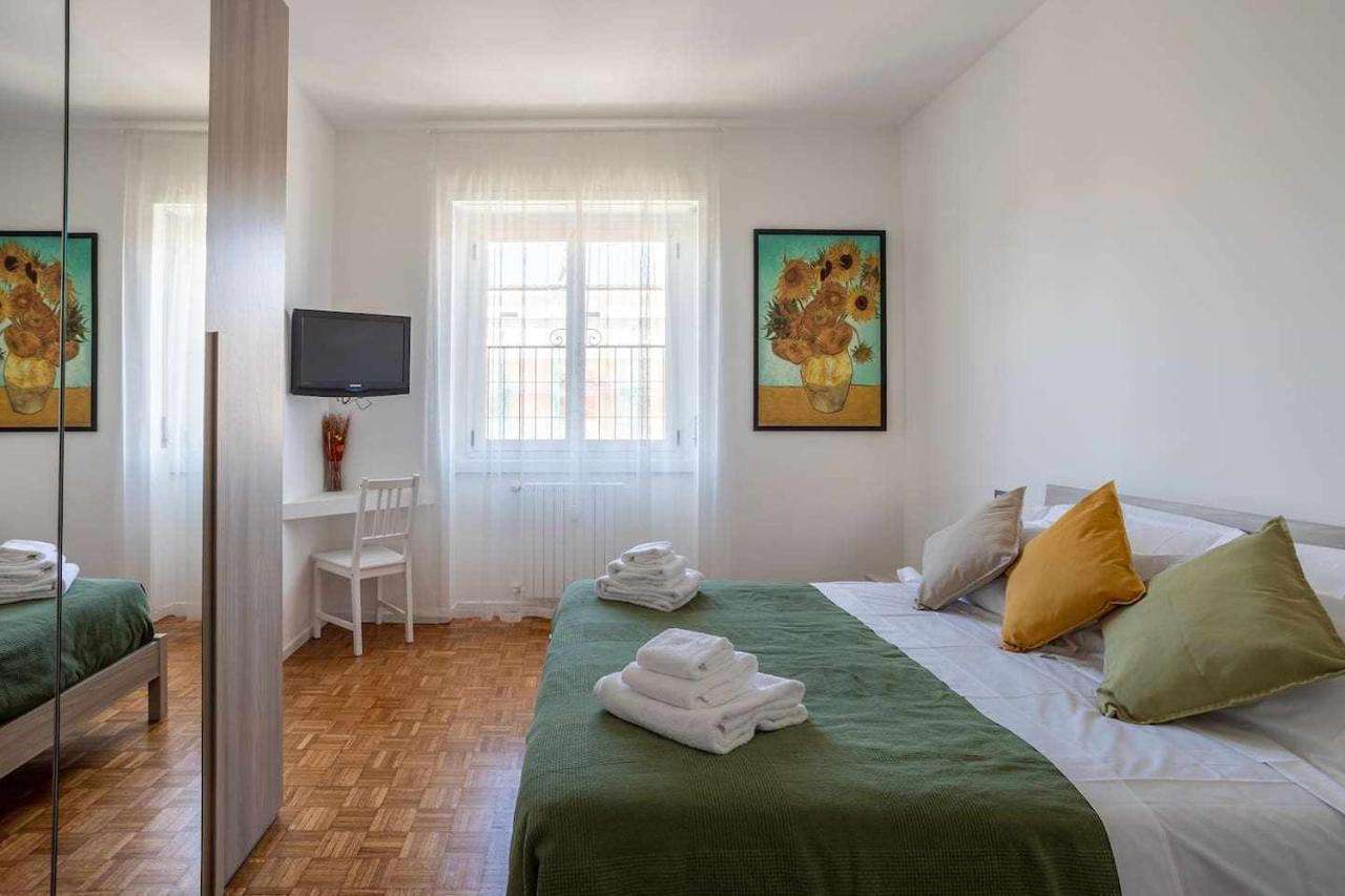 - Parking And Comfort - Spacious Up To 8 Pax * Milán