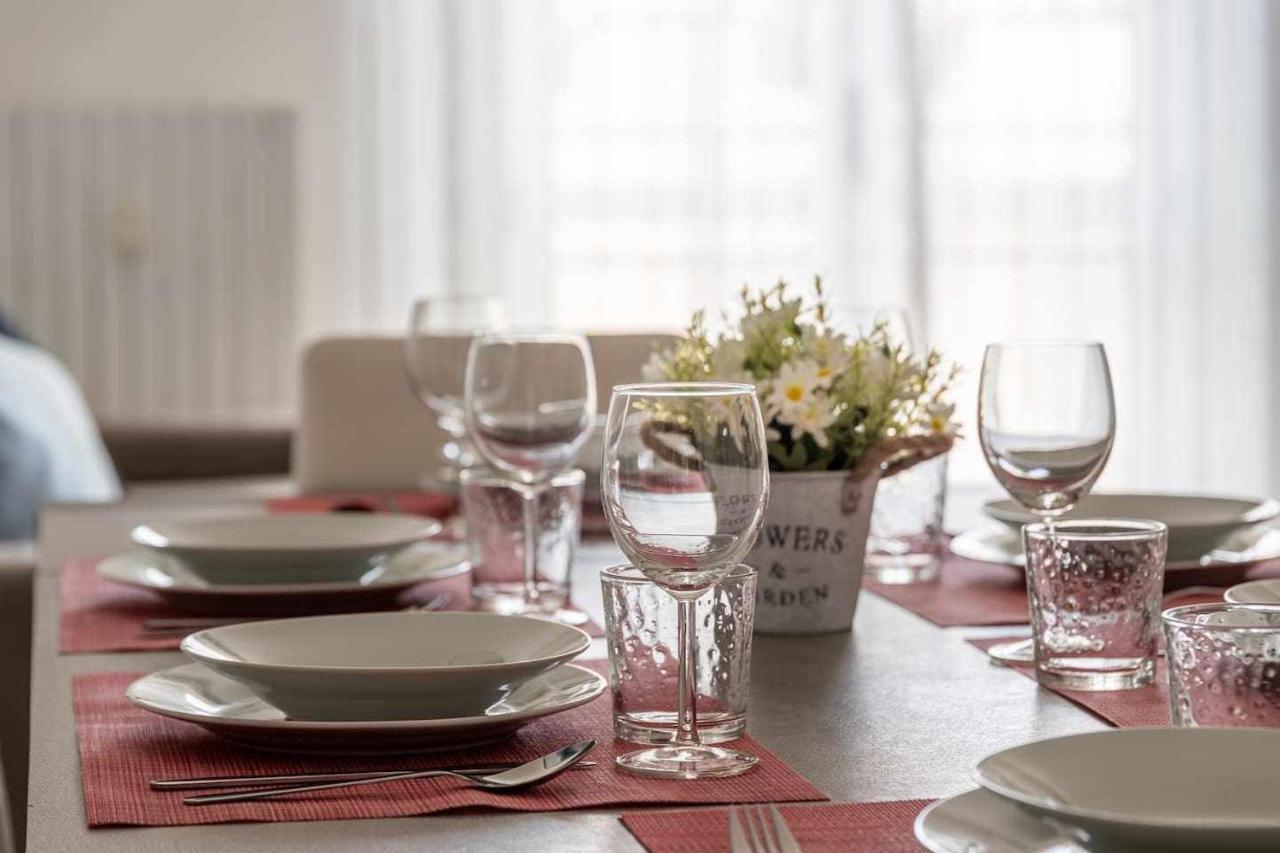 - Parking And Comfort - Spacious Up To 8 Pax Apartamento Milán