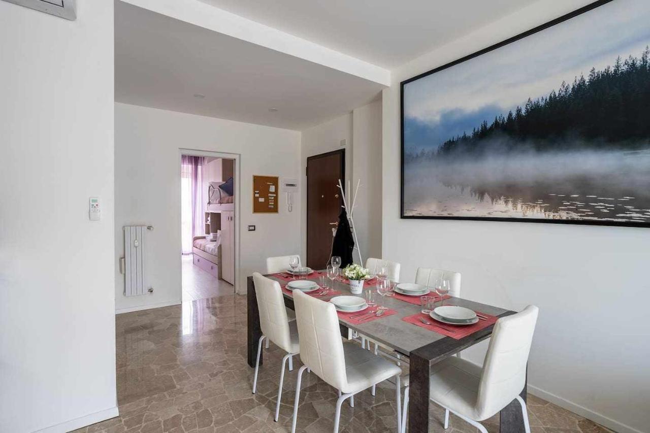 - Parking And Comfort - Spacious Up To 8 Pax Appartement Milaan